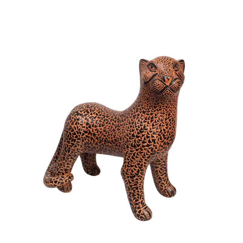 Jaguar castaño