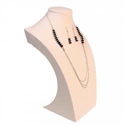 Juego de collar y aretes