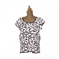 Blusa bordada en blanco y...