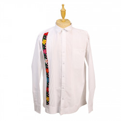 Guayabera blanca, con...